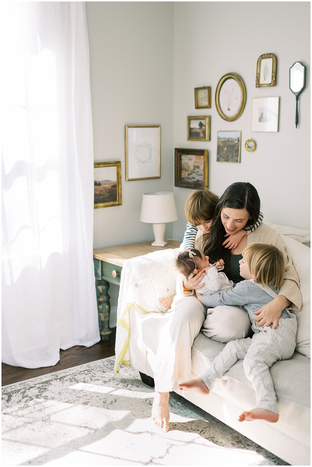 Lived-in mastermind session with the Paul family – Nashville and Franklin, TN family and newborn photographer Lindsay Reed Photography.