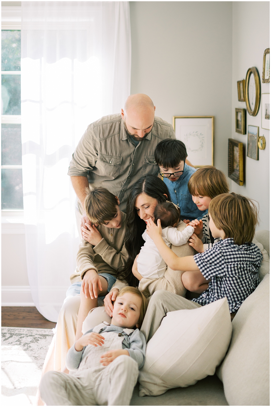 Lived-in mastermind session with the Paul family – Nashville and Franklin, TN family and newborn photographer Lindsay Reed Photography.