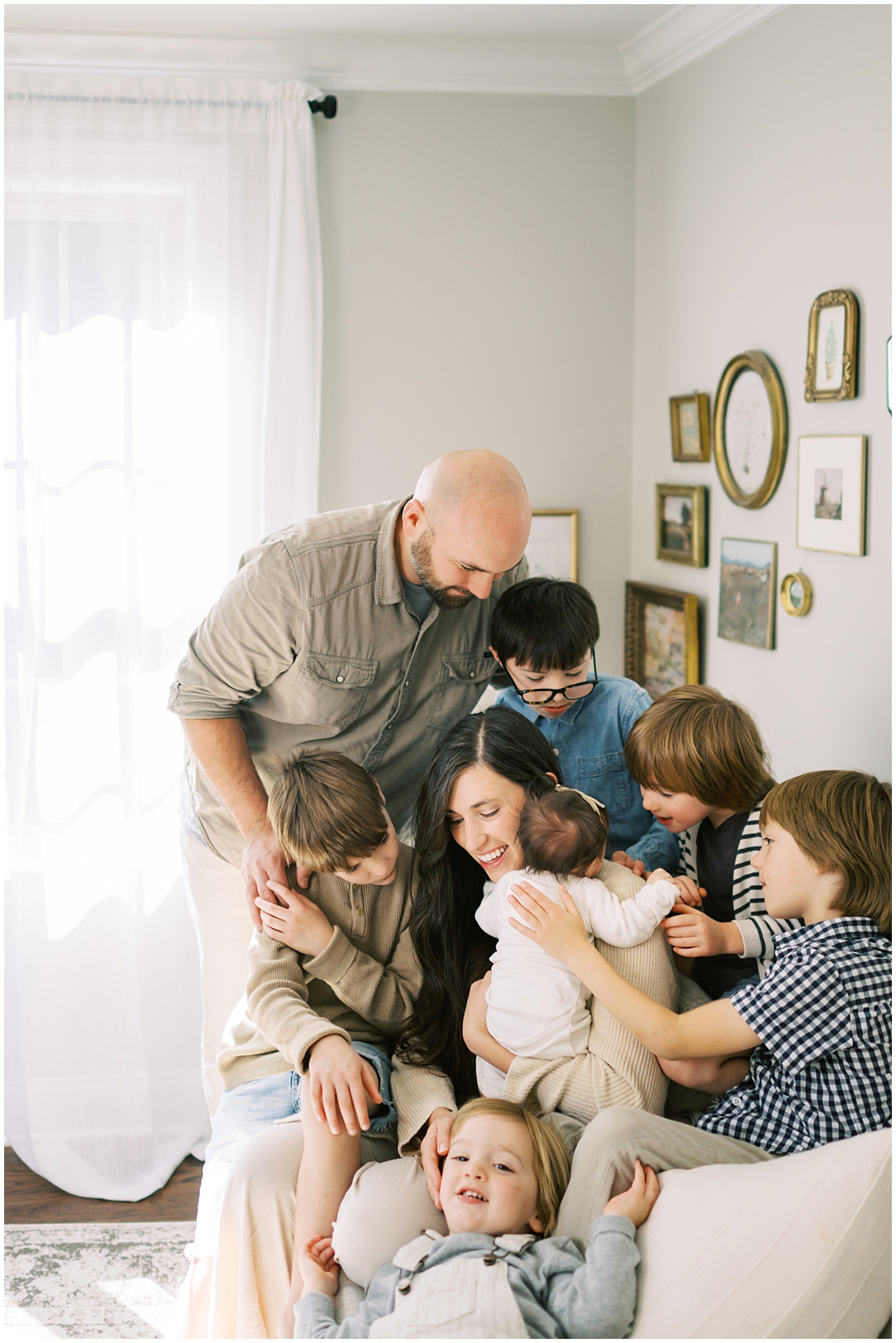 Lived-in mastermind session with the Paul family – Nashville and Franklin, TN family and newborn photographer Lindsay Reed Photography.