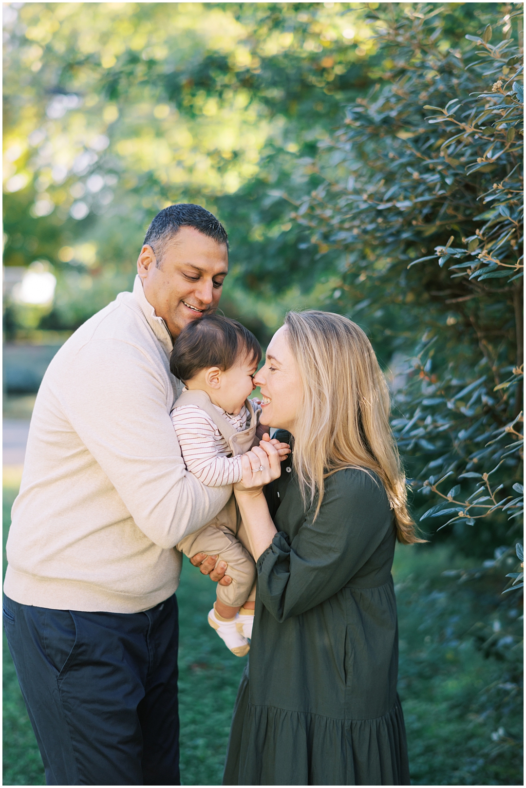 Lived-in family photos with the Bhatiani family – Nashville and Franklin, TN family and newborn photographer Lindsay Reed Photography.