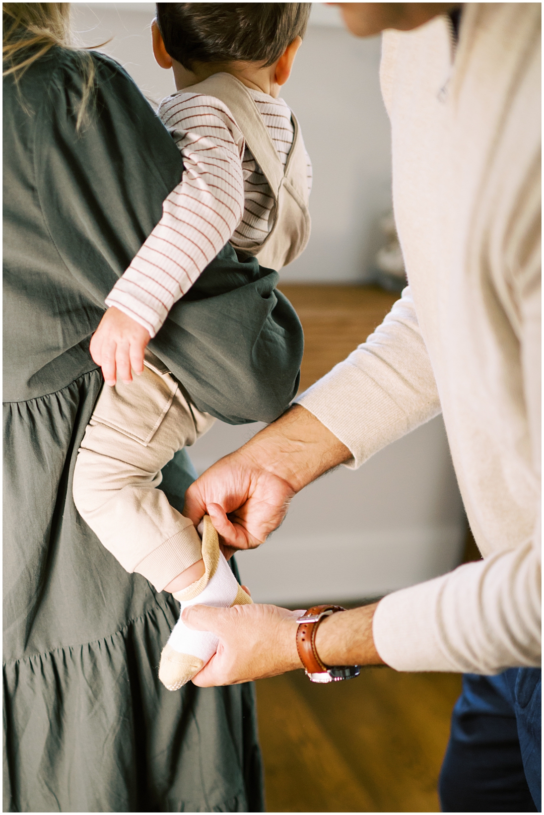 Lived-in family photos with the Bhatiani family – Nashville and Franklin, TN family and newborn photographer Lindsay Reed Photography.