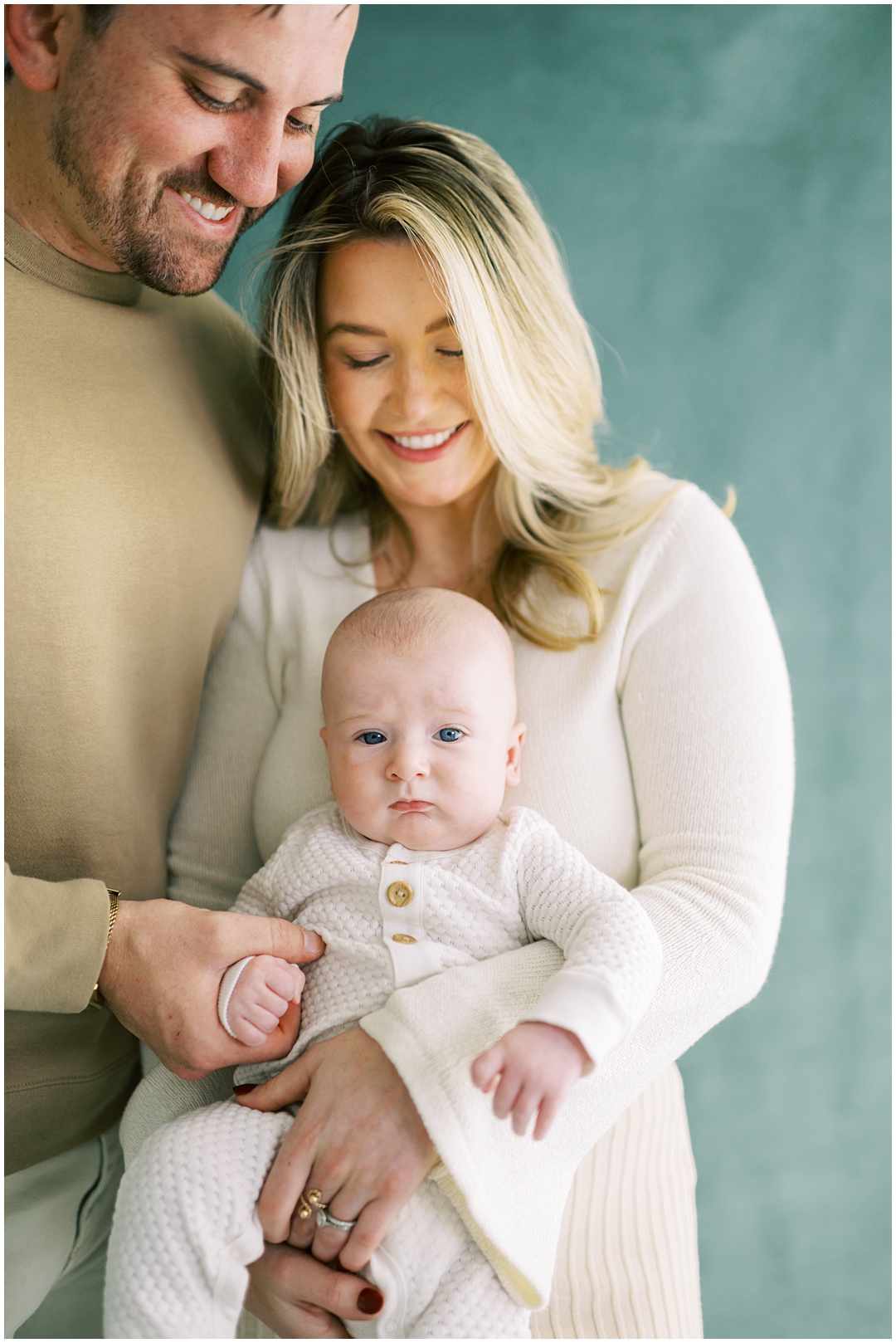 Franklin, Tennessee studio family photos with the Haviland family – Nashville and Franklin, TN family photographer Lindsay Reed Photography.