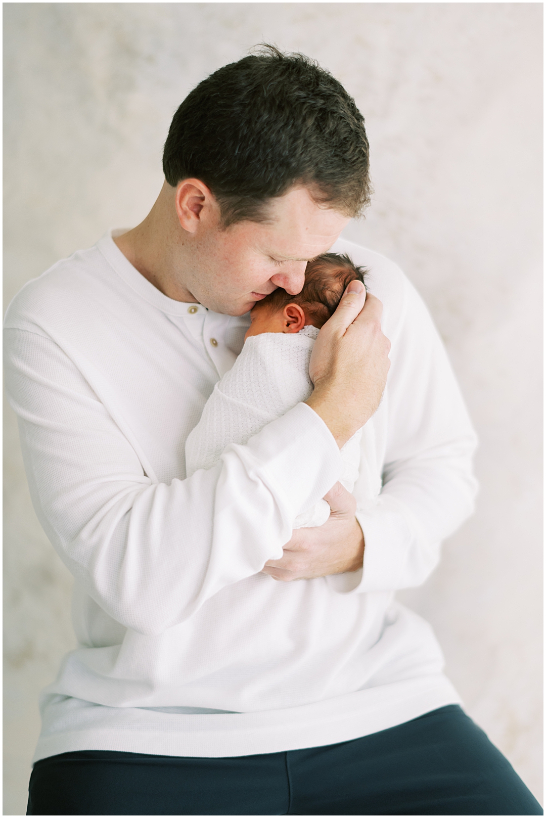 Studio newborn family photos with the Garrity family – Nashville and Franklin, TN newborn photographer Lindsay Reed Photography.