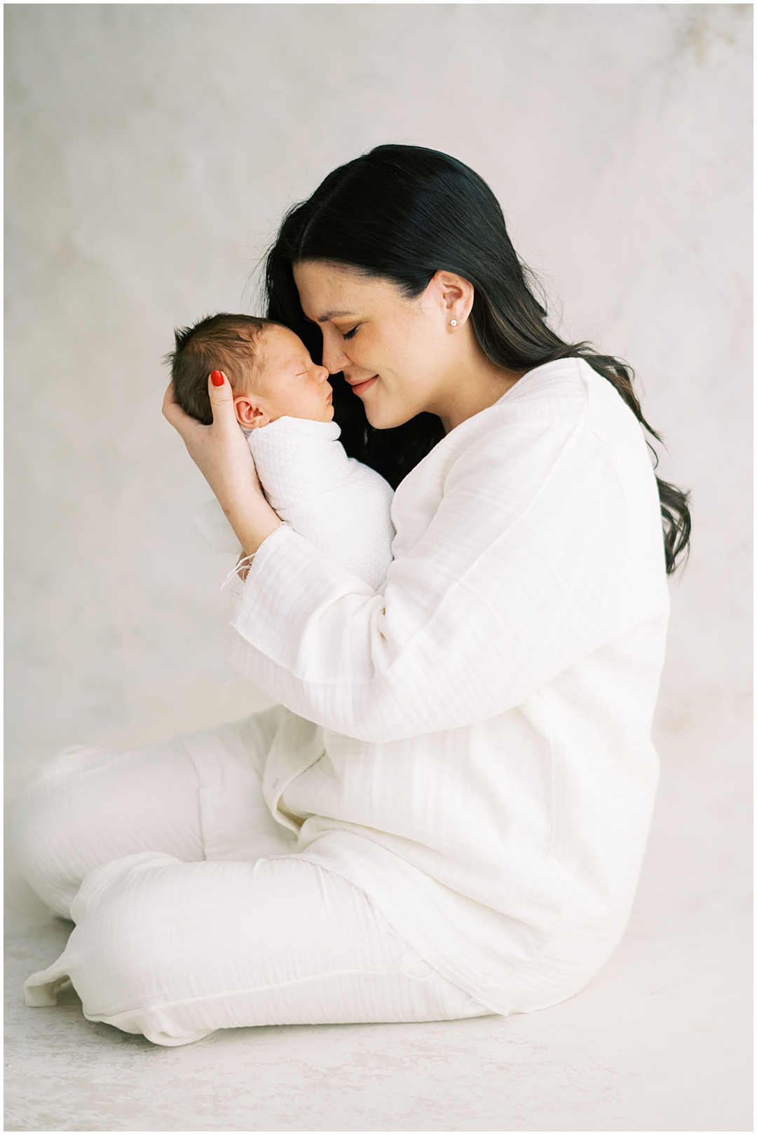 Studio newborn family photos with the Garrity family – Nashville and Franklin, TN newborn photographer Lindsay Reed Photography.